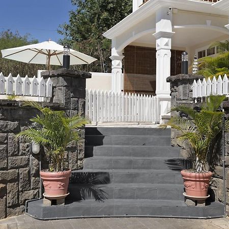 Apartment Orchid Grand-Baie Dış mekan fotoğraf